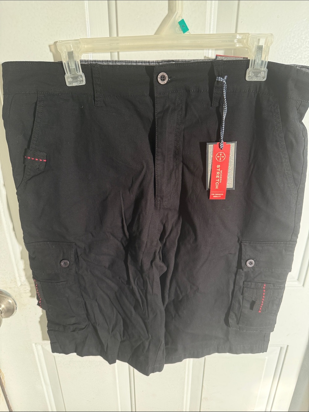 Beverly Hills Polo Club Black Cargo Shorts Men’s 34 NWT